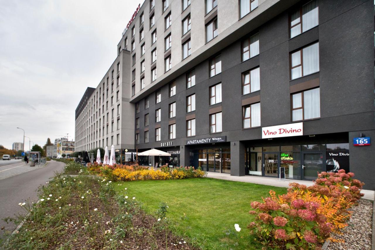 Wolska Serviced Apartments Varsóvia Exterior foto